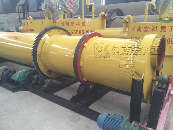  山東的客戶，您采購的0.8x6m雞糞烘干機(jī)已發(fā)出